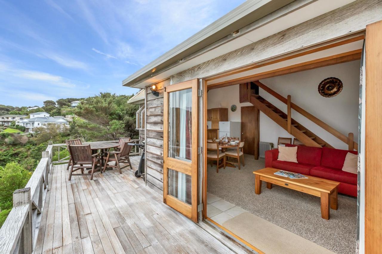 Te Maiki Retreat - Russell Holiday Home Esterno foto
