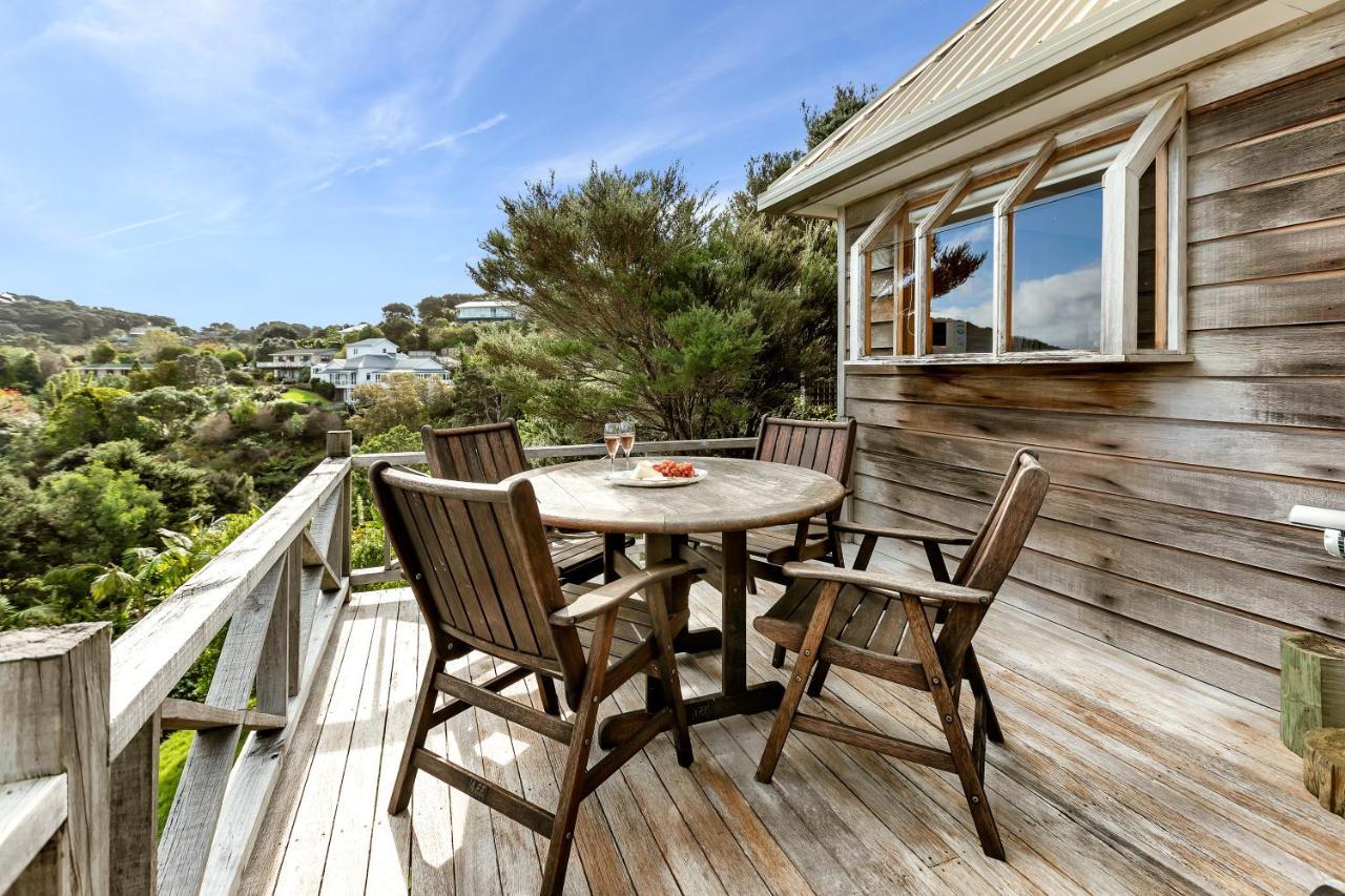 Te Maiki Retreat - Russell Holiday Home Esterno foto