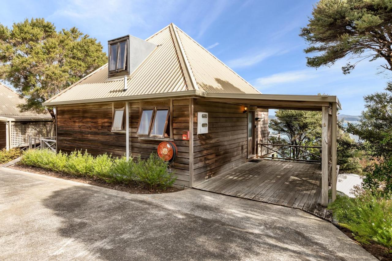Te Maiki Retreat - Russell Holiday Home Esterno foto
